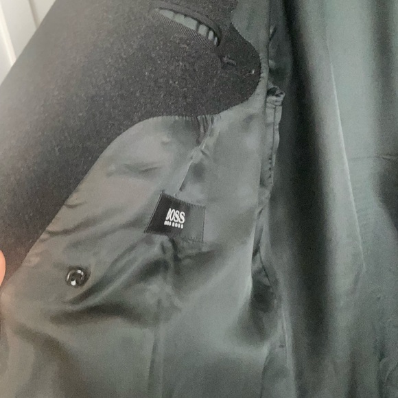 HUGO BOSS  wool coat in 46 L - Picture 8 of 11